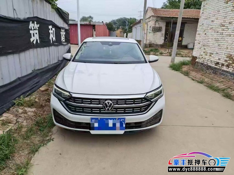 抵押车出售24年大众速腾轿车