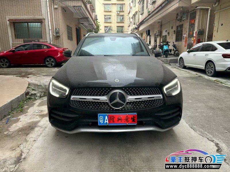 抵押车出售23年奔驰GLC轿车