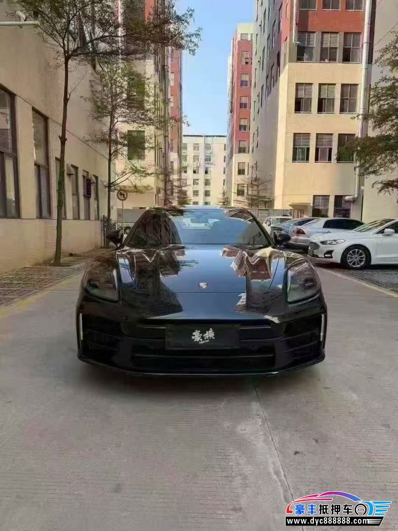 抵押车出售25年保时捷帕纳梅拉轿车