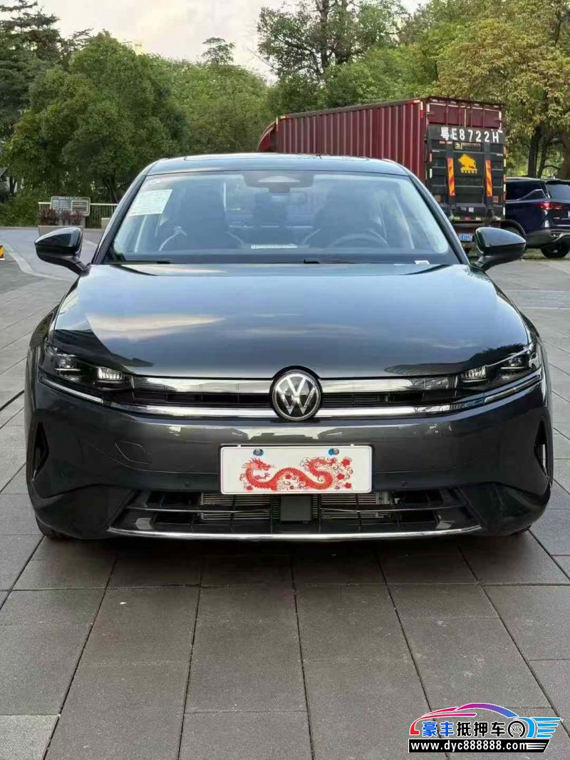 抵押车出售26年大众速腾轿车