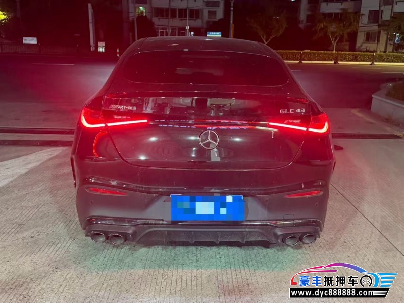 25年奔驰GLC AMG轿车抵押车出售