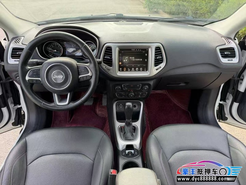 17年Jeep指南者轿车抵押车出售