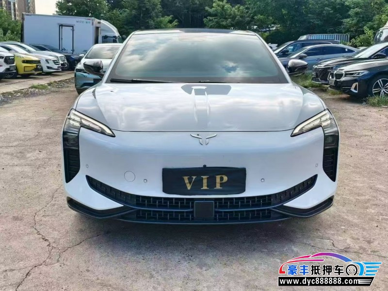 抵押车出售25年红旗EH7轿车