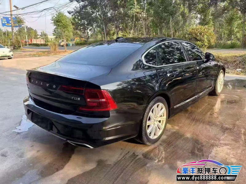 19年沃尔沃S90轿车抵押车出售