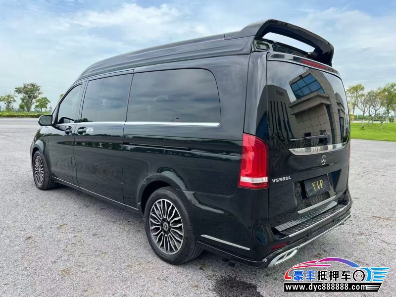 23年奔驰V轿车抵押车出售
