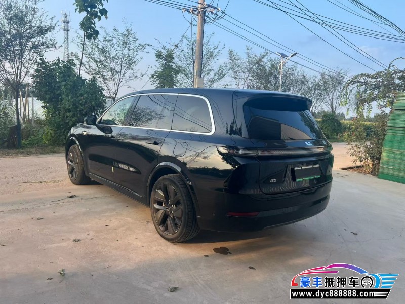 24年理想L9轿车抵押车出售