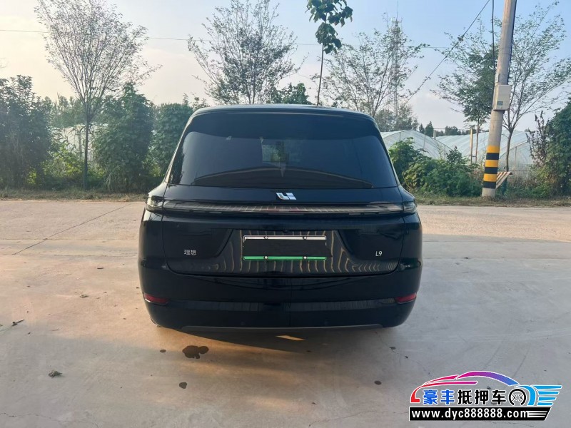 24年理想L9轿车抵押车出售