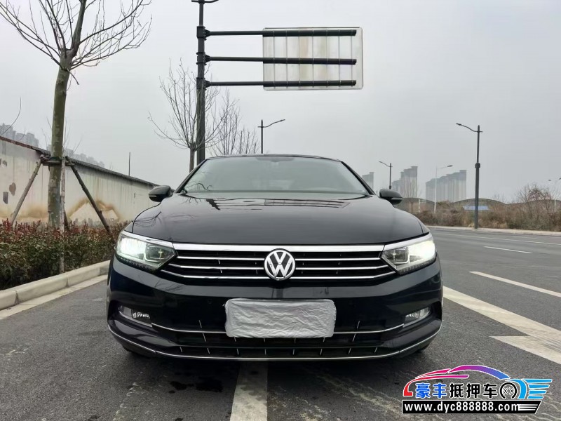 18年大众迈腾轿车抵押车出售