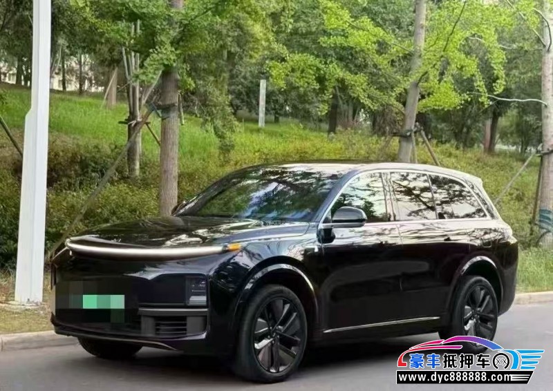 25年理想L8轿车抵押车出售