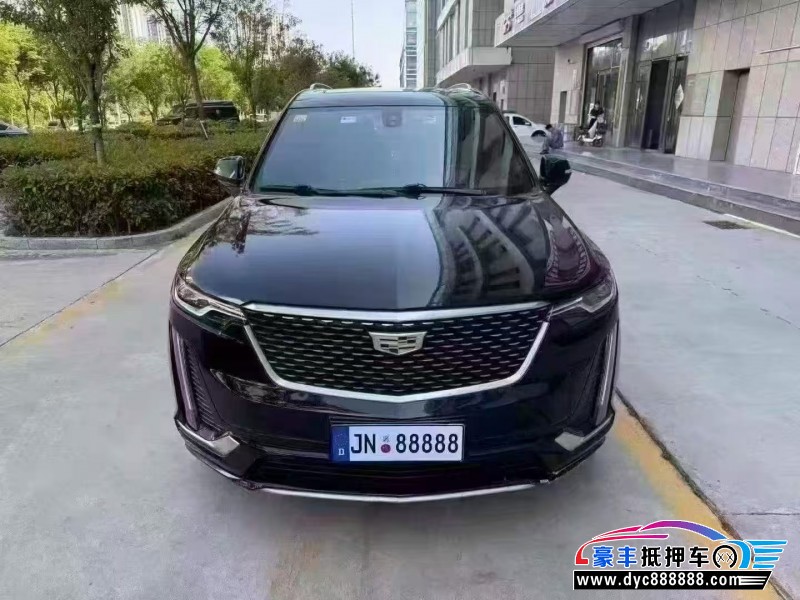 抵押车出售21年凯迪拉克xt6轿车