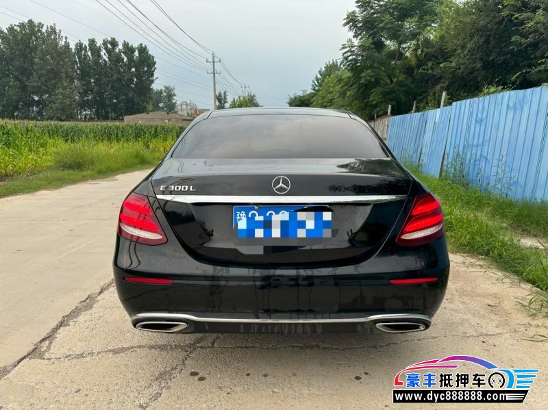 18年奔驰E轿车抵押车出售