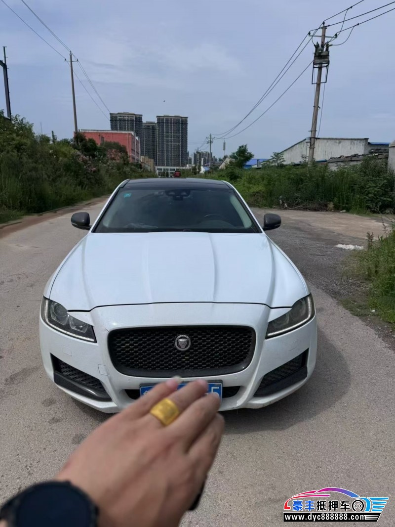 抵押车出售17年捷豹XFL轿车