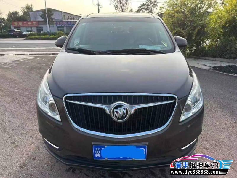 抵押车出售19年别克GL8轿车