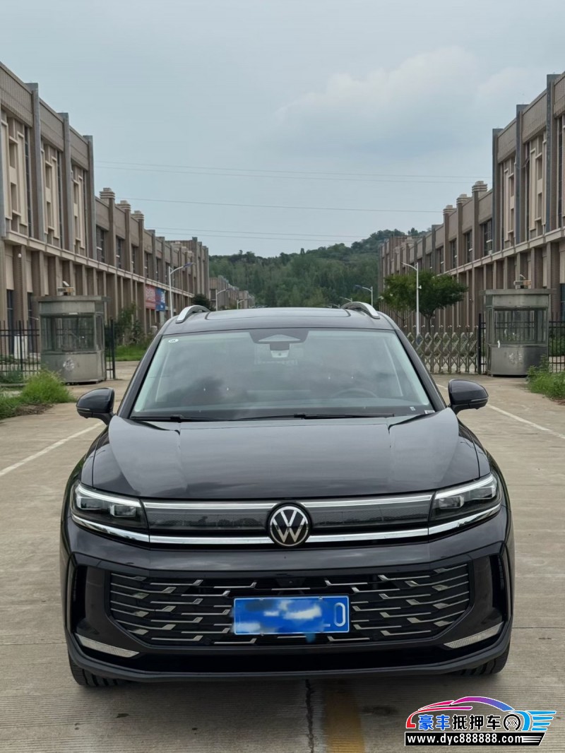 抵押车出售25年大众揽镜轿车