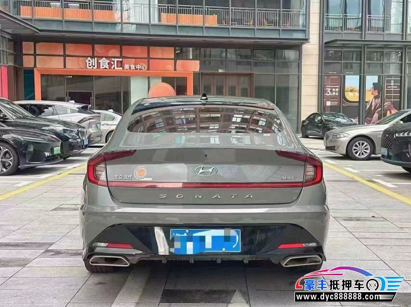 20年现代索纳塔轿车抵押车出售