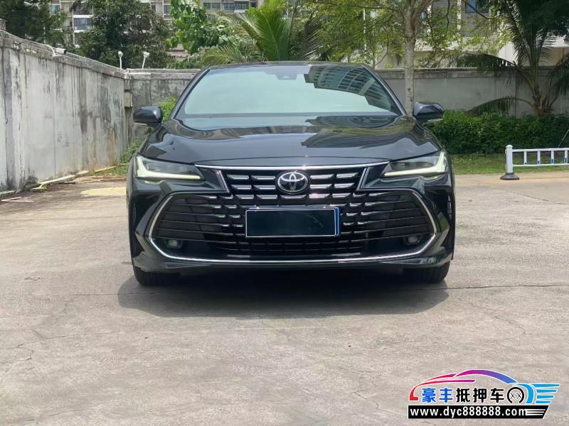 抵押车出售23年丰田亚洲龙轿车