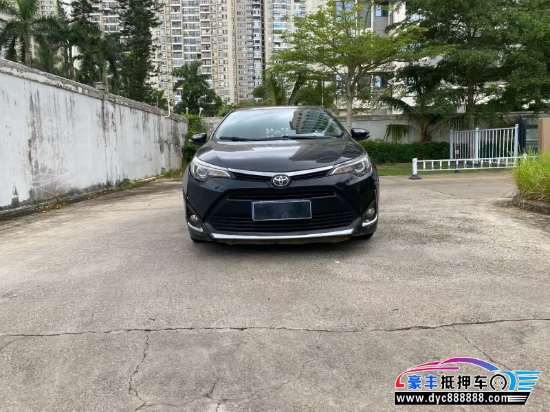 抵押车出售17年丰田雷凌轿车