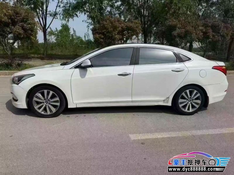 14年现代名图轿车抵押车出售