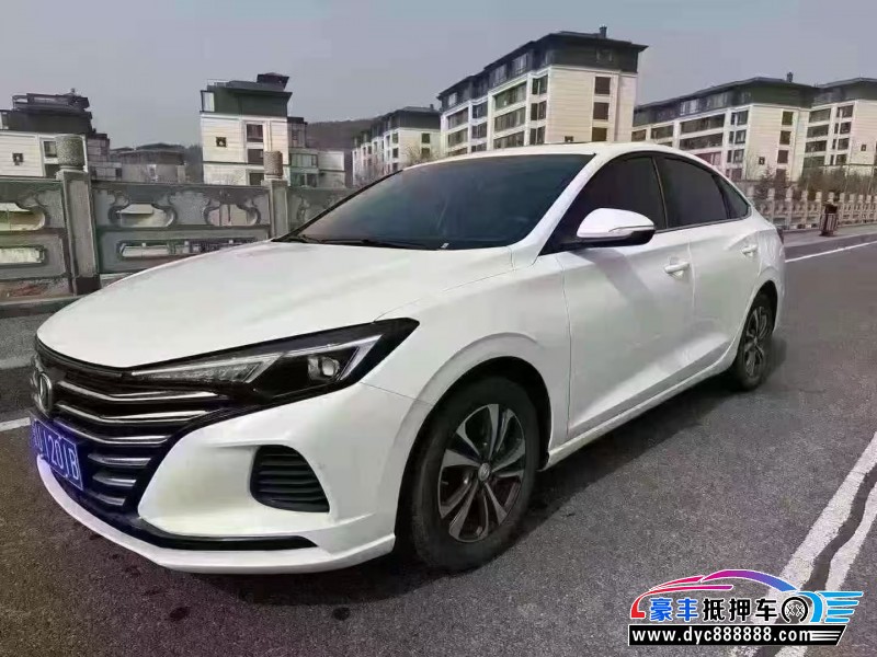21年长安逸动轿车抵押车出售