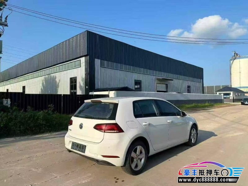 18年大众高尔夫轿车抵押车出售