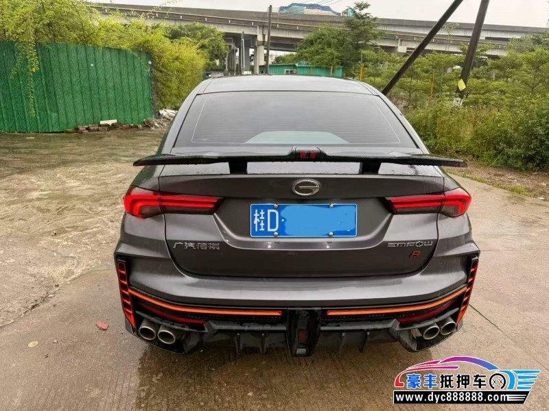 25年传祺影豹轿车抵押车出售