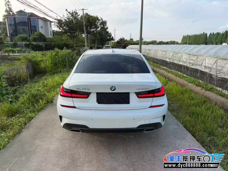 22年宝马3系轿车抵押车出售