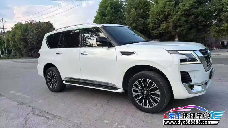 20年日产途乐轿车抵押车出售
