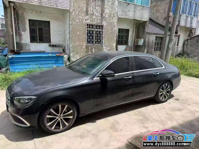 22年奔驰E轿车抵押车出售