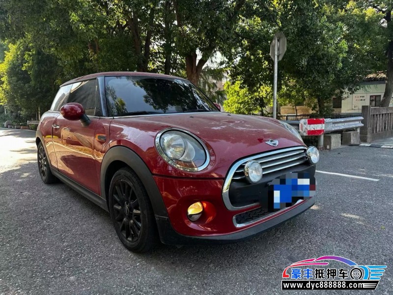 17年宝马MINI轿车抵押车出售