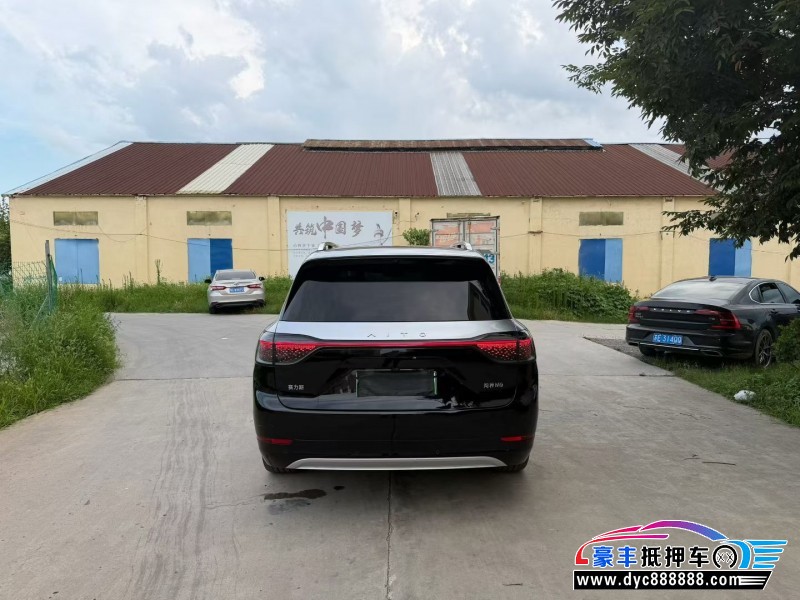 25年华为问界轿车抵押车出售