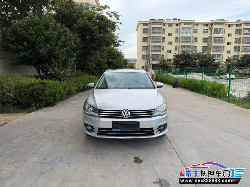 抵押车出售15年大众宝来轿车