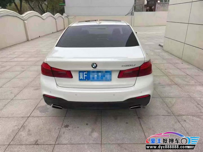 20年宝马5系轿车抵押车出售