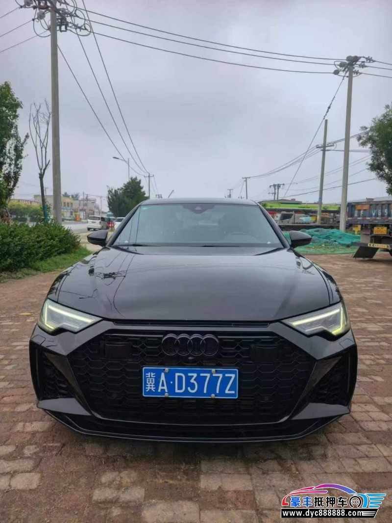 抵押车出售19年奥迪A6L轿车