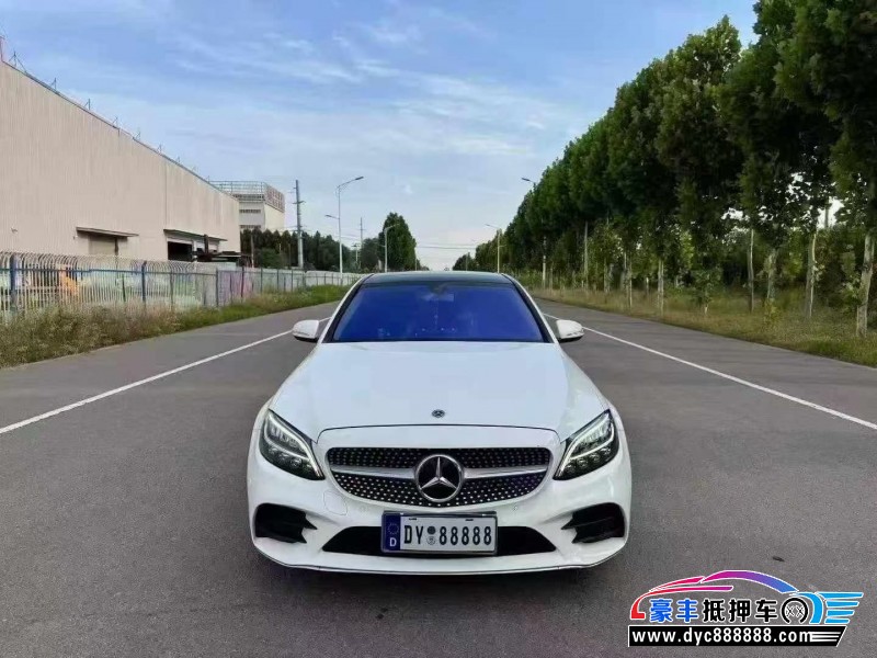 20年奔驰C轿车抵押车出售
