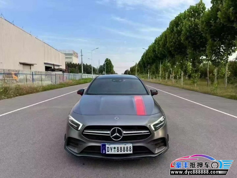 22年奔驰A级AMG轿车抵押车出售