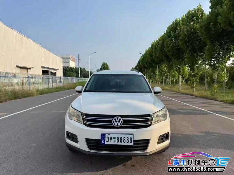 抵押车出售13年大众途观轿车
