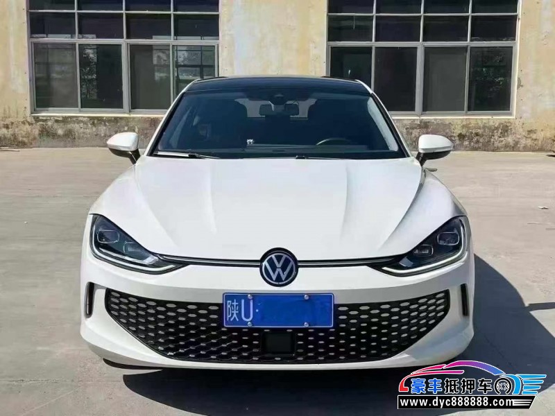 抵押车出售23年大众凌渡轿车