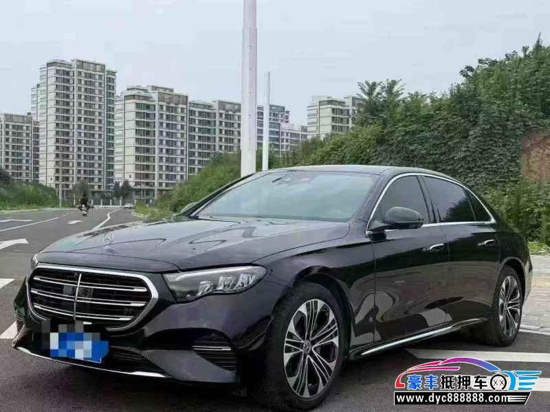 26年奔驰E轿车抵押车出售