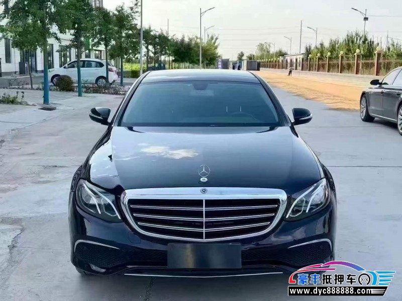 抵押车出售20年奔驰E轿车