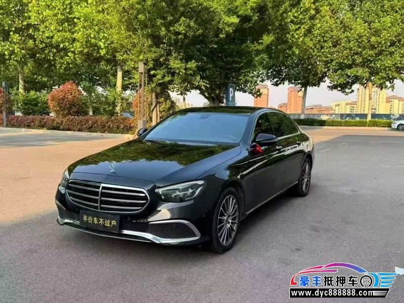 22年奔驰E轿车抵押车出售