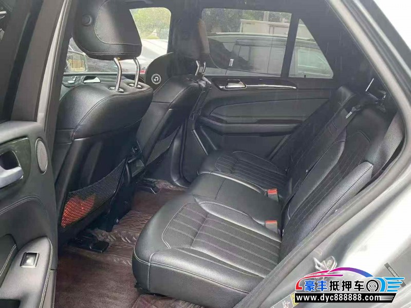 18年奔驰GLE轿车抵押车出售