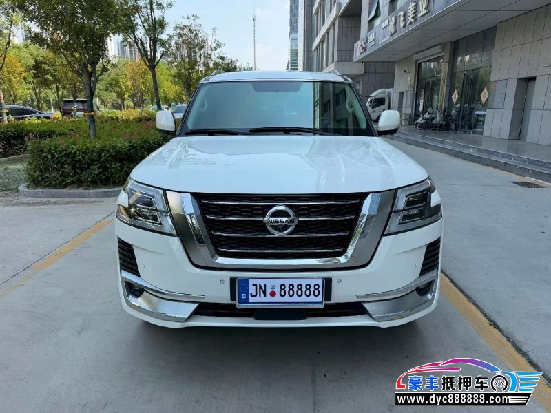 抵押车出售20年日产途乐轿车