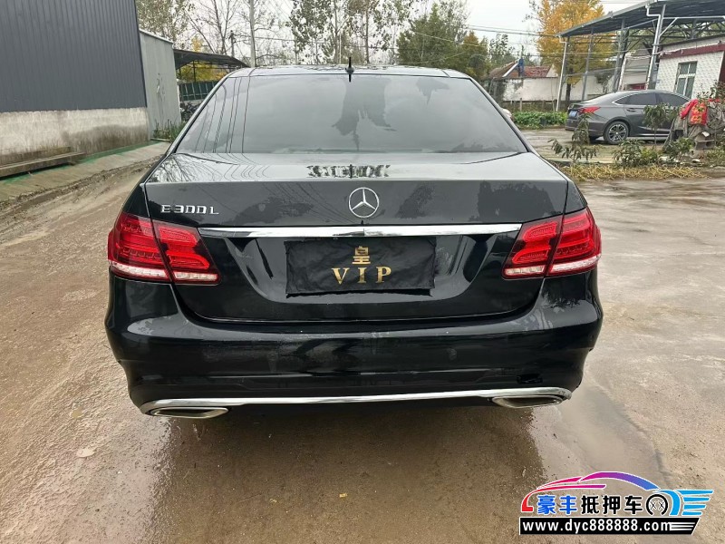 16年奔驰E轿车抵押车出售