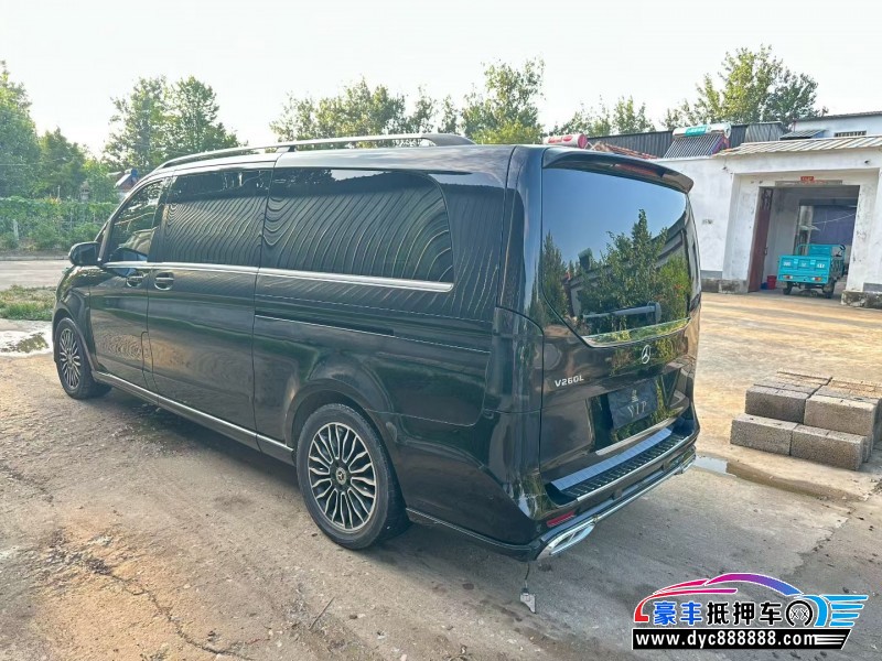 19年奔驰V轿车抵押车出售