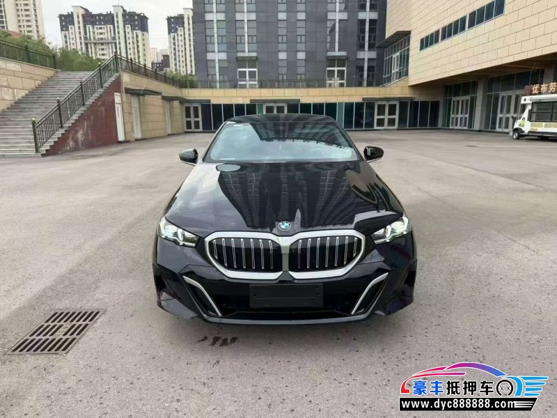 24年宝马5系轿车抵押车出售