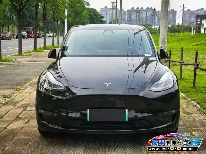 抵押车出售22年特斯拉Model Y轿车