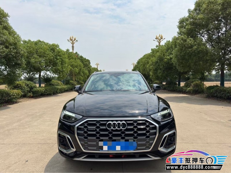24年奥迪Q5轿车抵押车出售