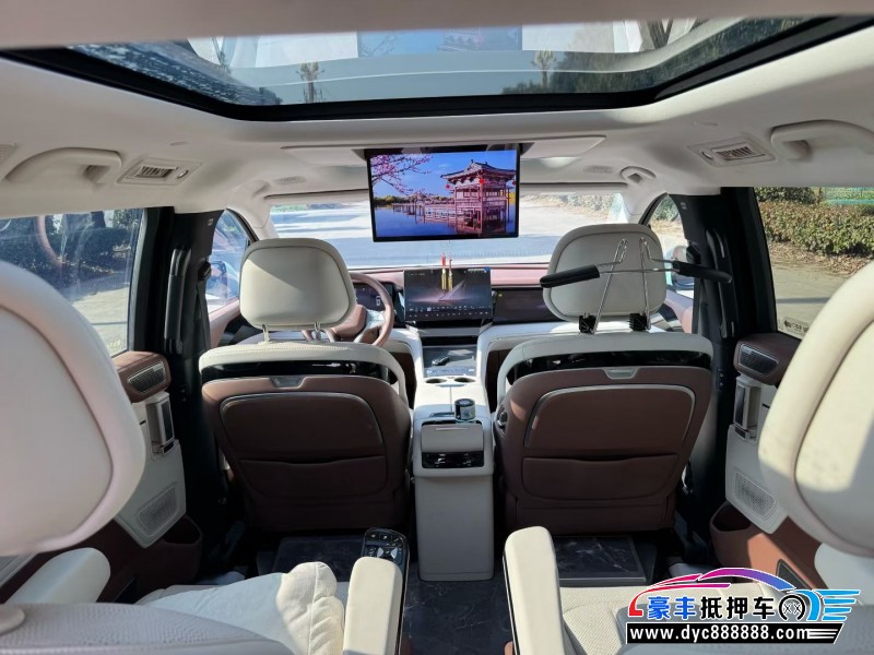 25年比亚迪夏轿车抵押车出售