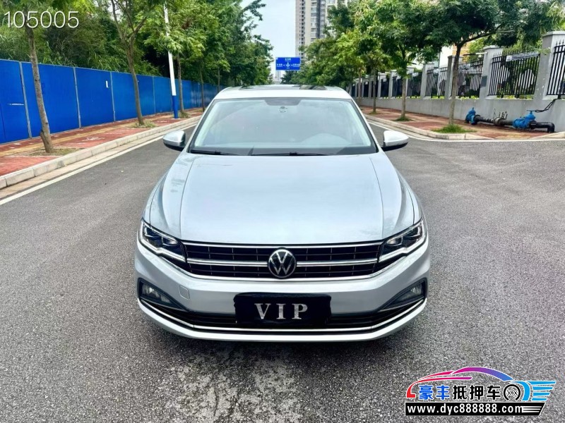 抵押车出售21年大众宝来轿车