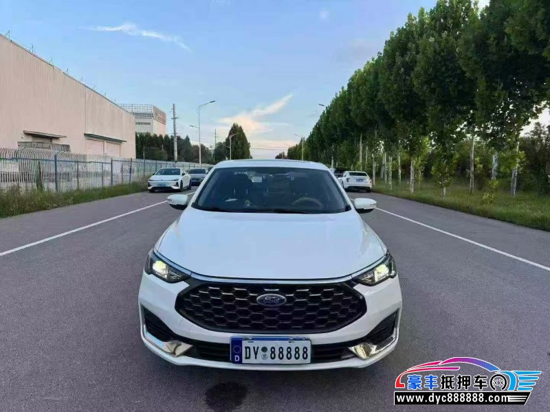 抵押车出售22年福特福睿斯轿车